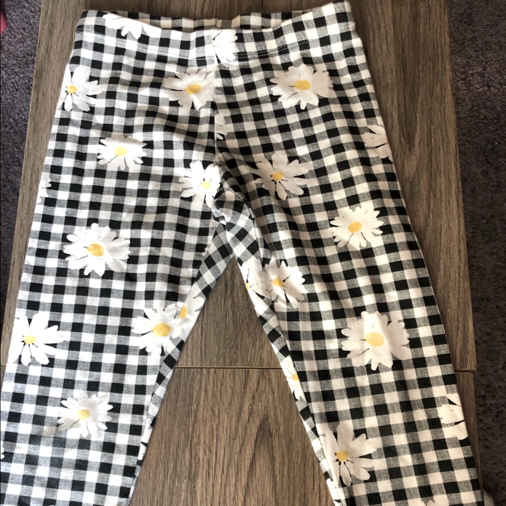 Junior Girl Flower Capri Leggings